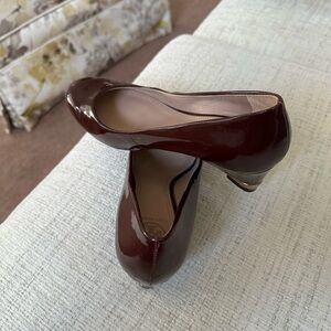 Tory Burch Women’s slip Pumps